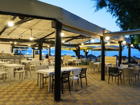 Akti beach restaurant – beach bar, Agia Marina, Chania, Crete