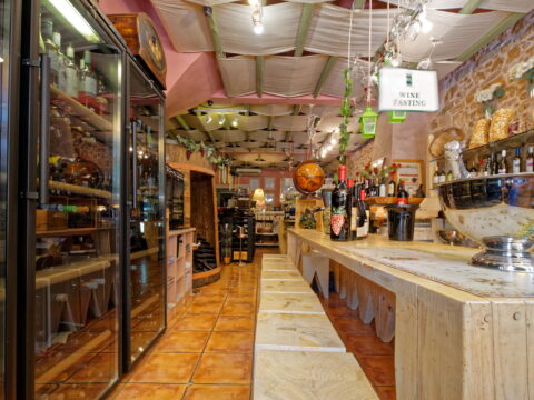 Miden Agan Premium Wine Store, Chania